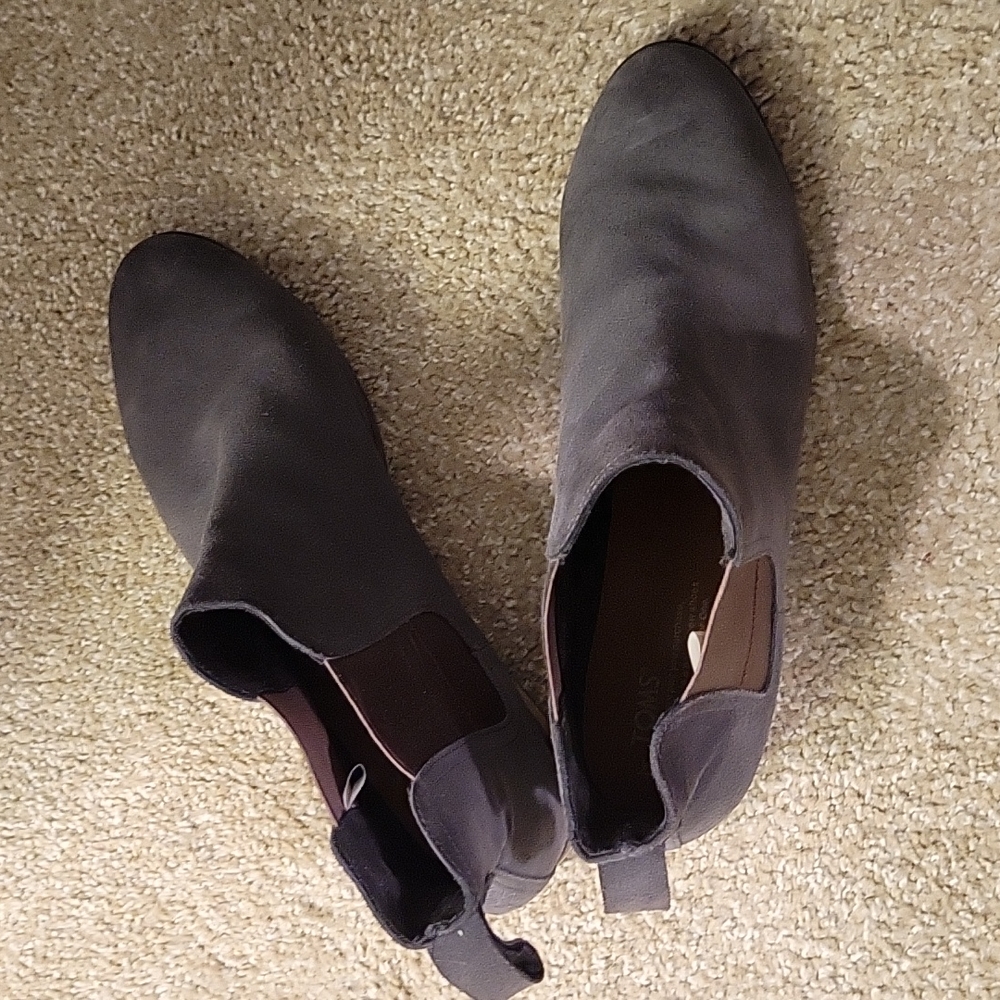 👢 Toms Booties